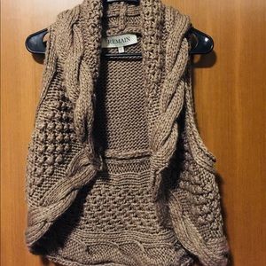 Sweater Vest